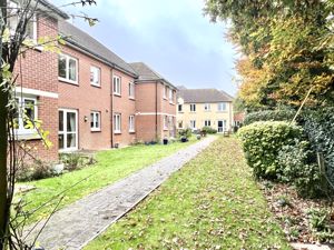 Communal Gardens- click for photo gallery